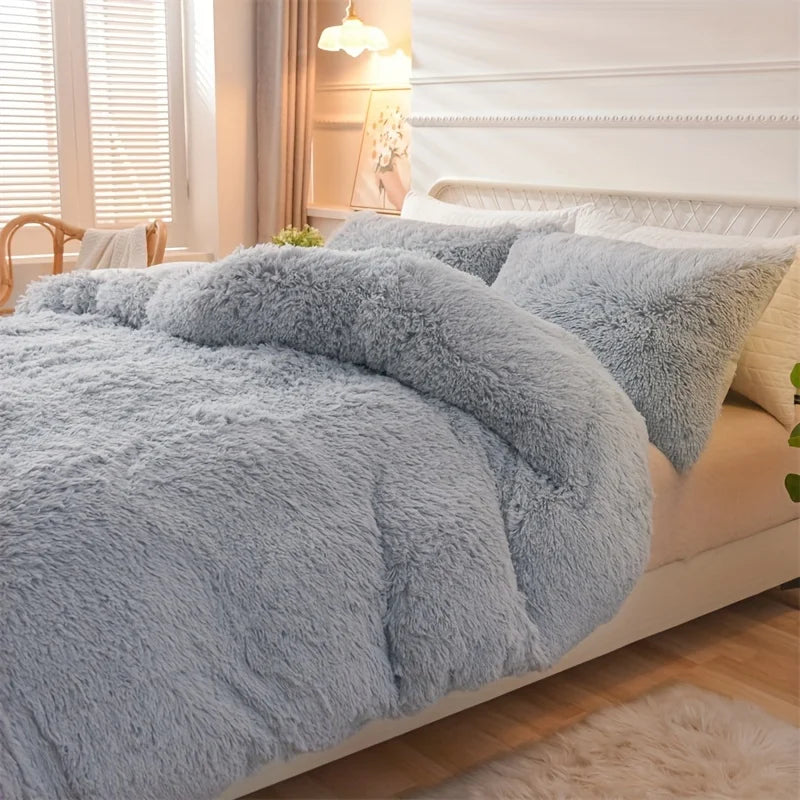 Vitalife - Luxurious Fluffy Comforter Set