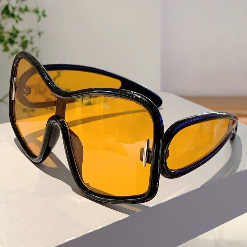 Vitalife - Ultra-Chic Oversized Sunglasses